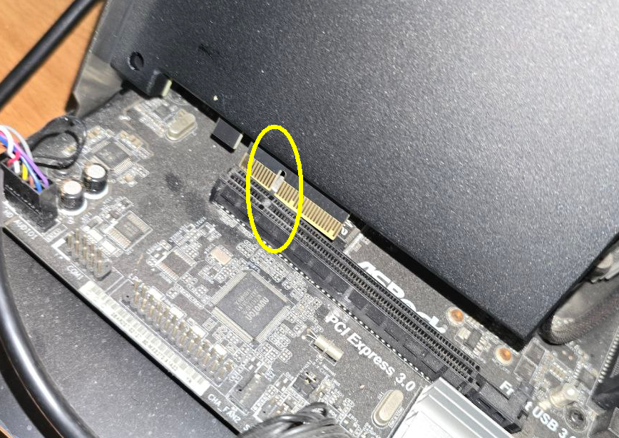 Installing the ZDMA into a PCIe slot